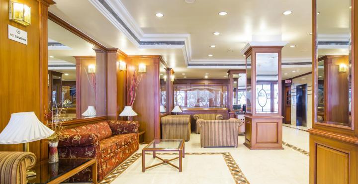 Citizen Hotel Мумбай Екстериор снимка